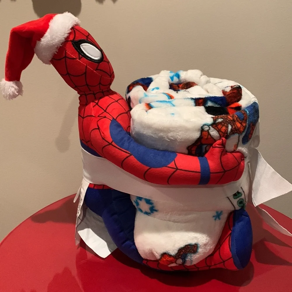 Marvel Spider-Man Holiday throw with pillow buddy